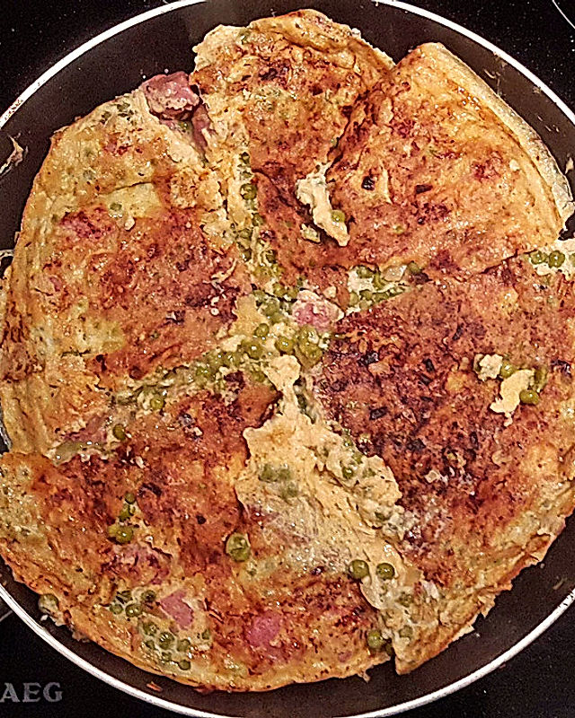 Berliner Knacker-Erbsen-Omelett