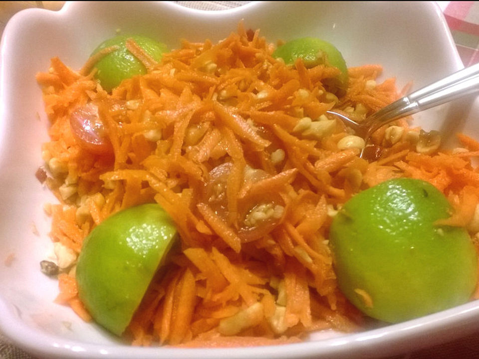Asiatischer Karottensalat von Aprilkaetzchen| Chefkoch