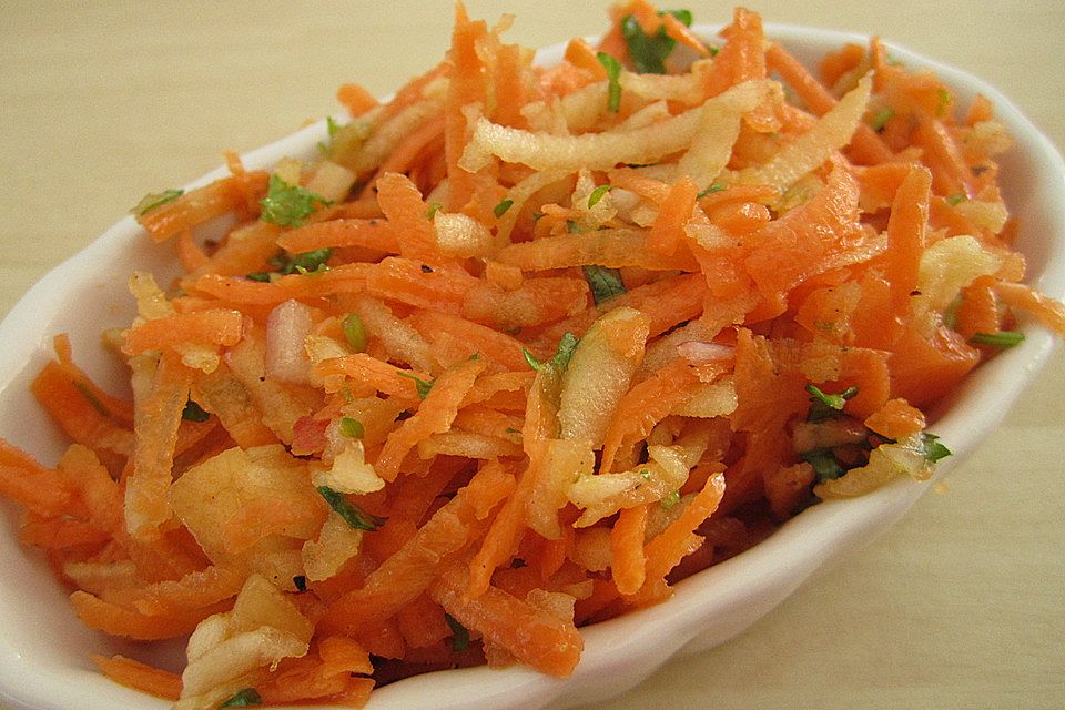 Karotten-Apfel-Salat