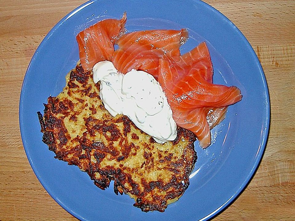 Reibekuchen wie vom Weihnachtsmarkt von Kaffeetante2 | Chefkoch