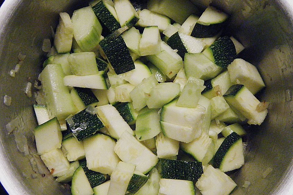 Lios Zucchini-Gurken-Suppe