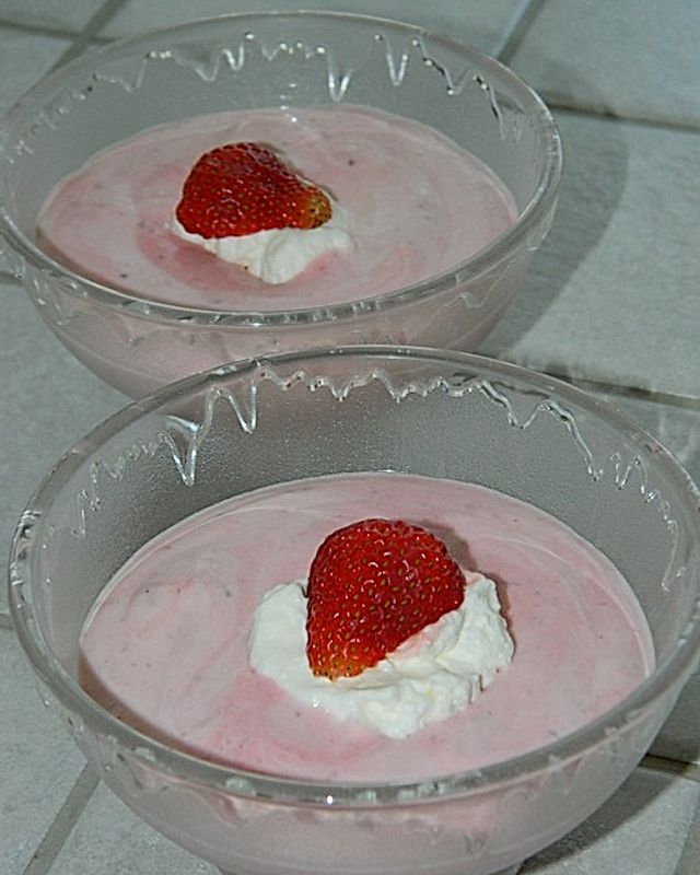 Erdbeer-Sahne Joghurt