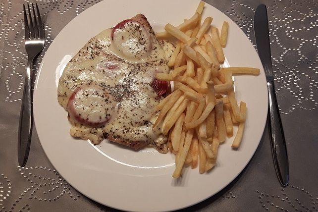 Putenschnitzel mit Tomaten und Mozzarella überbacken von cookyfee| Chefkoch