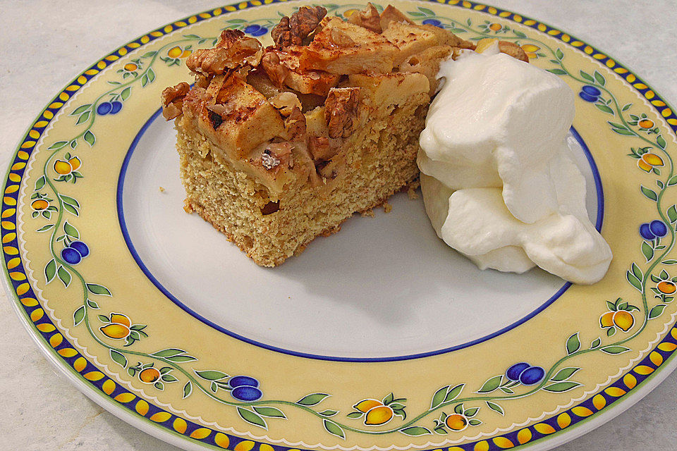 Apfel-Walnuss-Kuchen