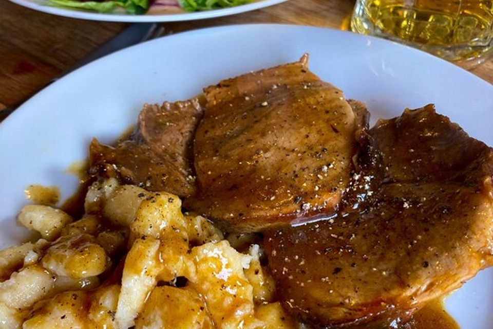 Schweinebraten mit gschmackiger Biersoße