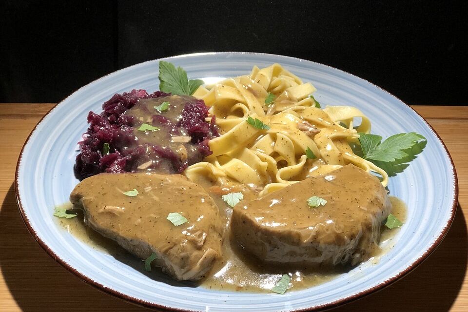 Schweinebraten mit gschmackiger Biersoße