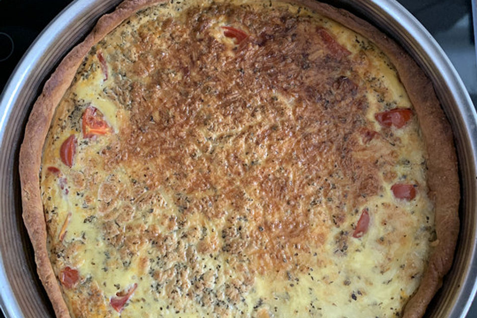 Tomaten-Zwiebel-Quiche