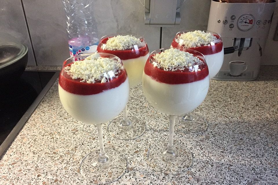 Quarkspeise à la Spaghetti-Eis