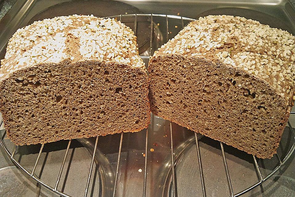 Hanf-Brot