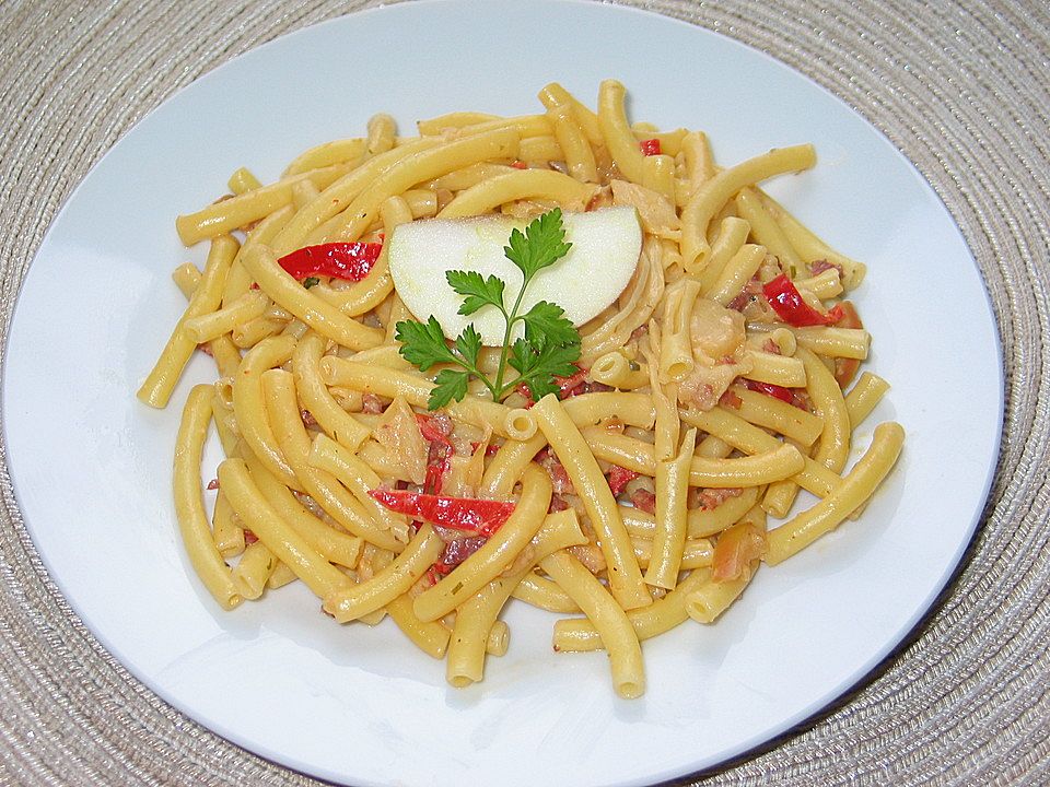 Nudeln mit ApfelPaprikaSauce von DerJohannes Chefkoch