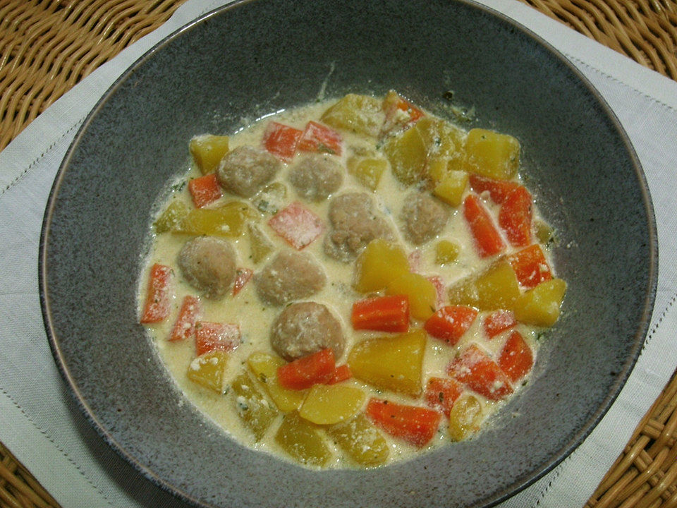 Möhren-Kartoffel Eintopf mit Klößchen von cj83 | Chefkoch