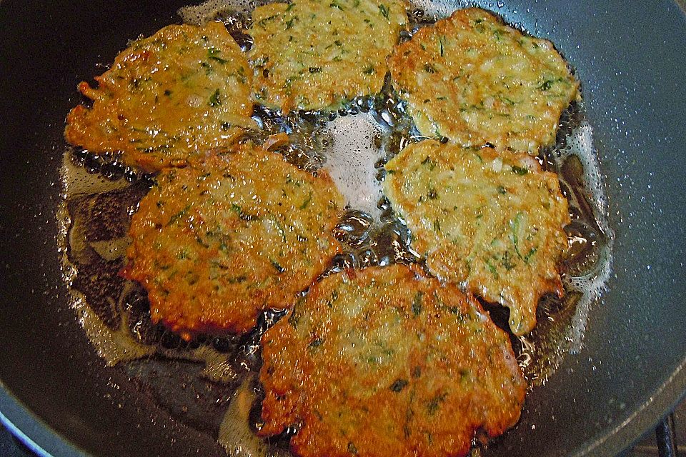 Zucchinipuffer