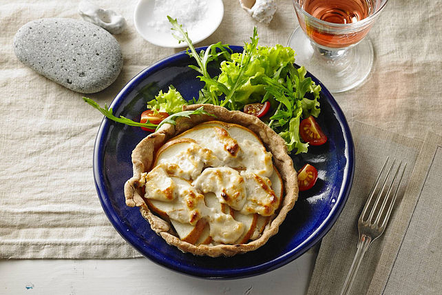 Kleine Birnen-Ziegenkäse-Tartes mit Walnüssen von gloryous| Chefkoch