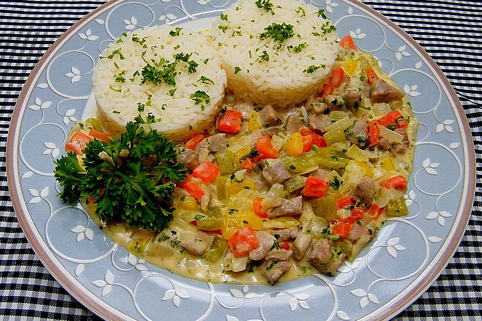 Ragout fin mit Pute und Gemüse