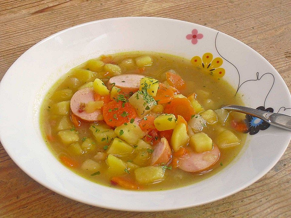 Kartoffelsuppe mit Knacker von björk| Chefkoch