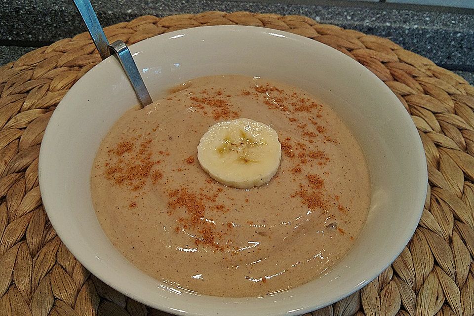 Tofu-Frucht-Creme mit Zimt