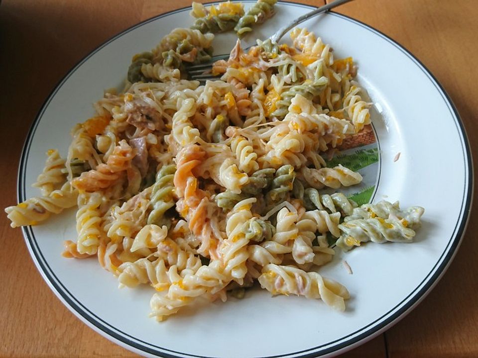 Nudelsalat mit Thunfisch und Mandarinen von pueckchen| Chefkoch