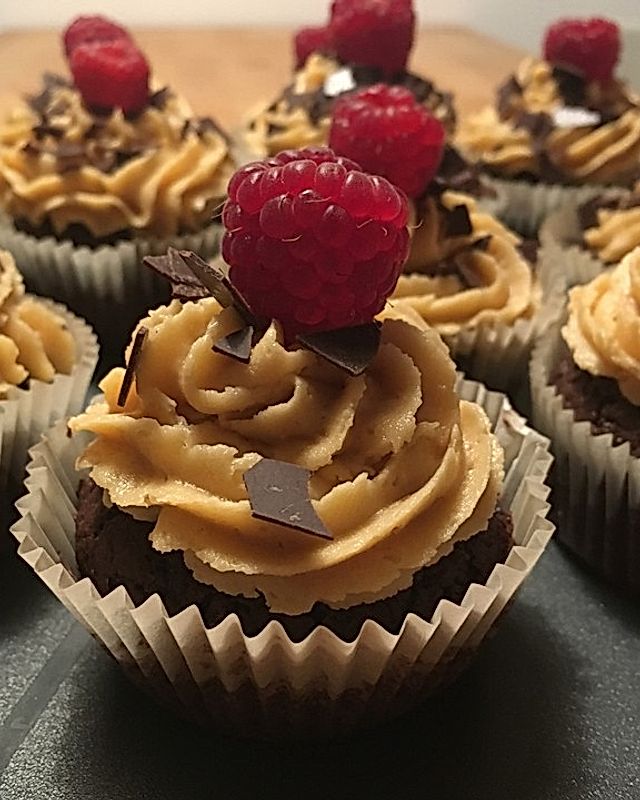 Vegane Schoko-Erdnussbutter-Cupcakes