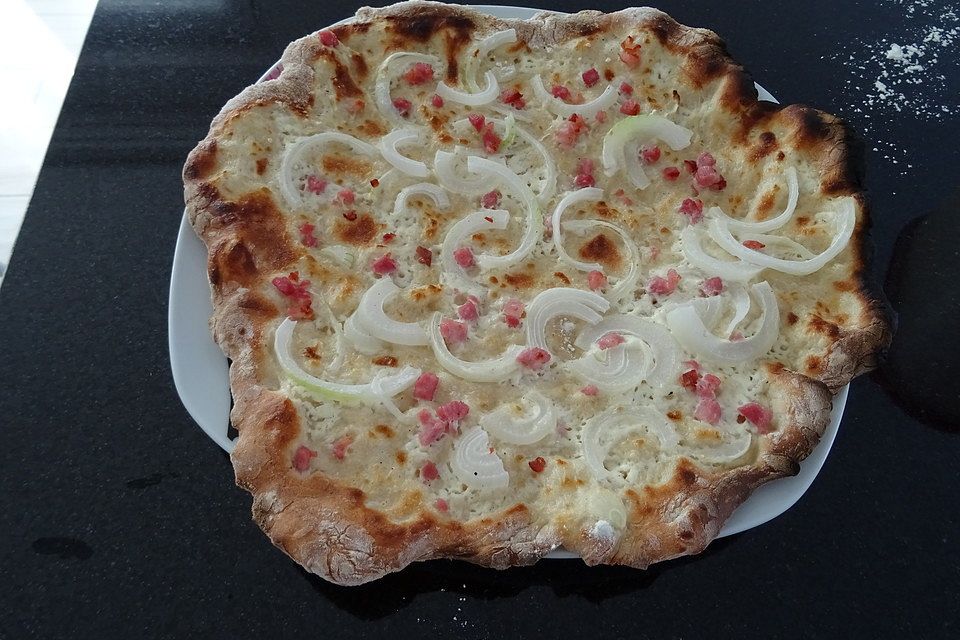 Elsässer Flammkuchen