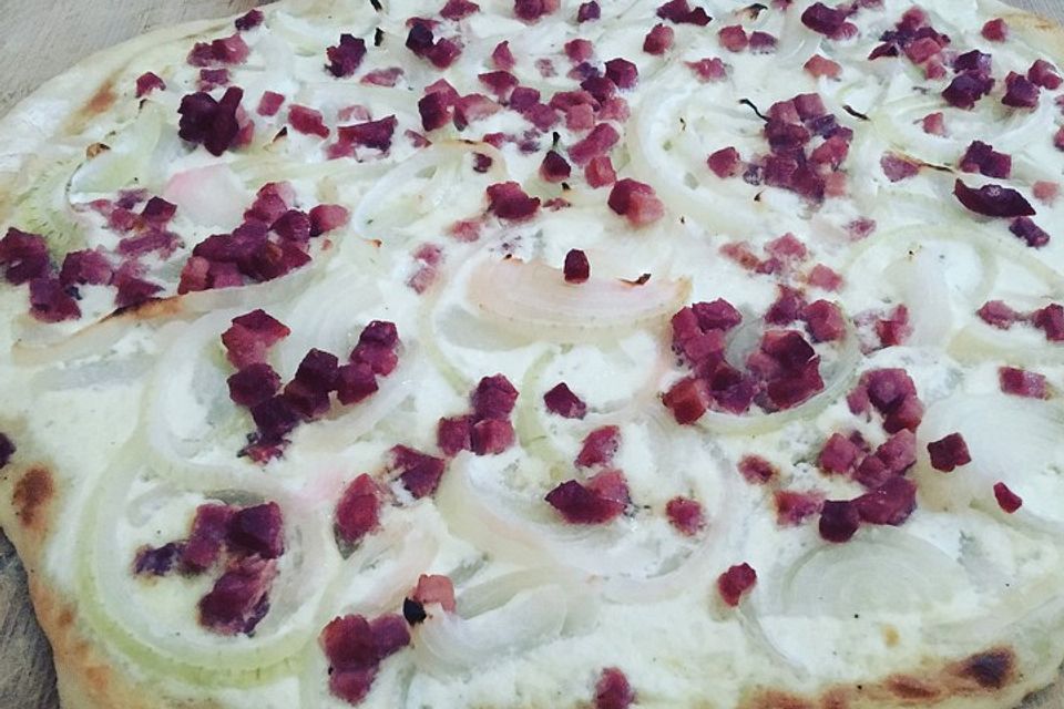 Elsässer Flammkuchen