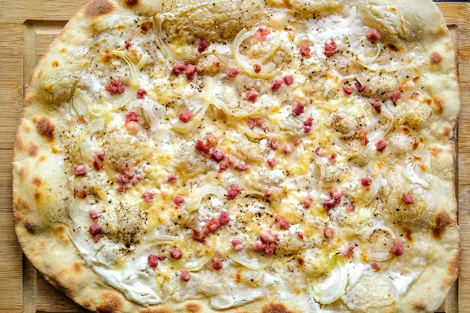 Elsässer Flammkuchen