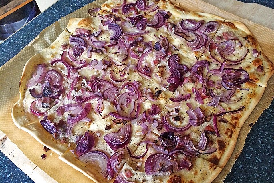 Elsässer Flammkuchen