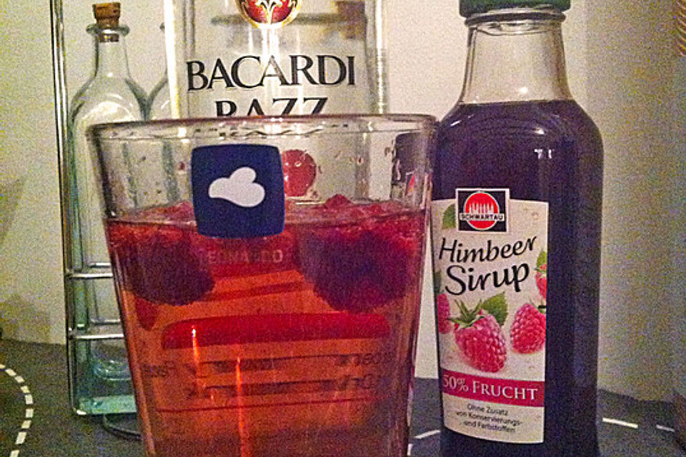 Bacardi Razz-Cocktail mit Sprite