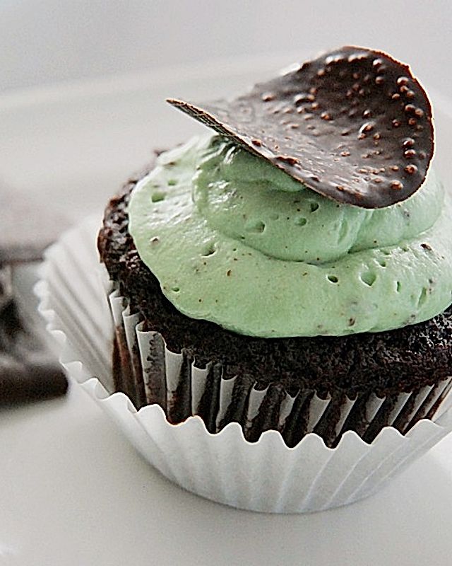 Schoko-Mint Cupcakes mit After-Eight Frosting