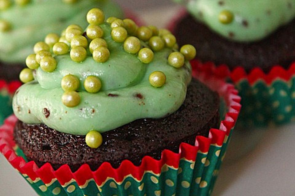 Schoko-Mint Cupcakes mit After-Eight Frosting