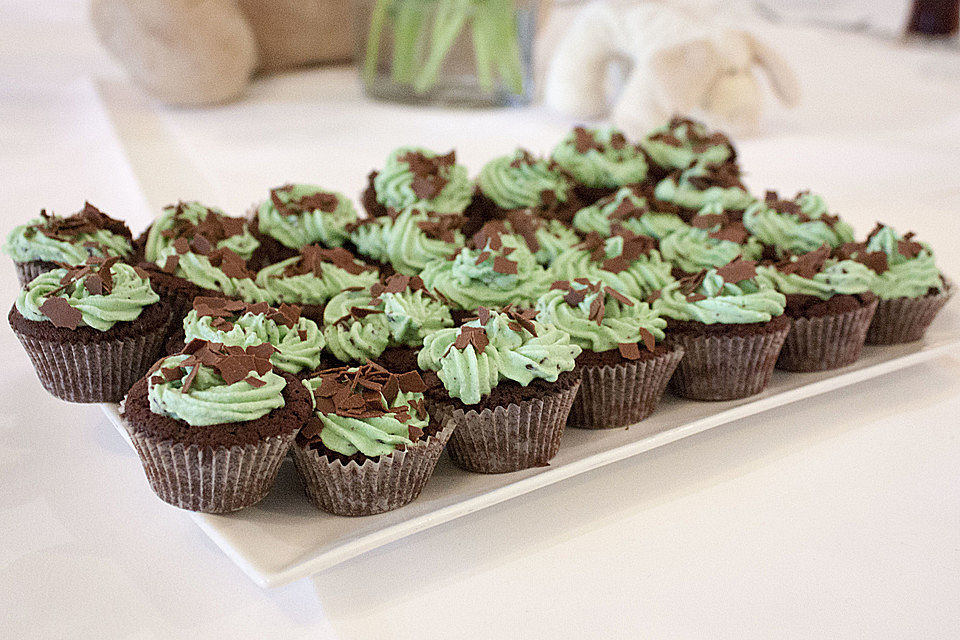 Schoko-Mint Cupcakes mit After-Eight Frosting