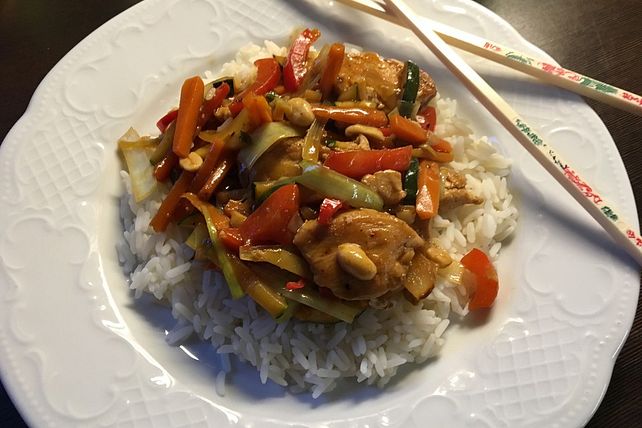 Hähnchen mit Erdnüssen von Elarin| Chefkoch