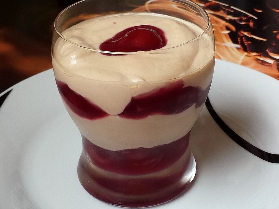 Cappuccinocreme mit Kirschen von Cathi75| Chefkoch