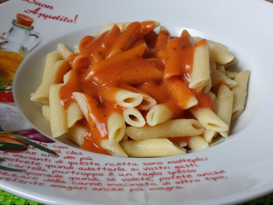 Spaghetti mit Tomaten-Käse Soße von skatertine | Chefkoch