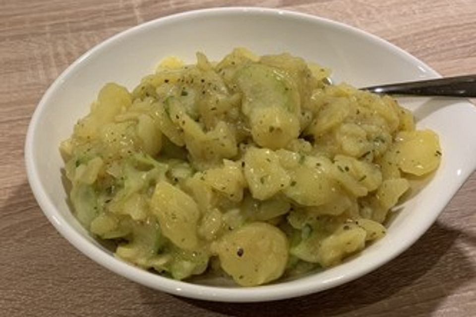 Kartoffel-Gurken-Salat