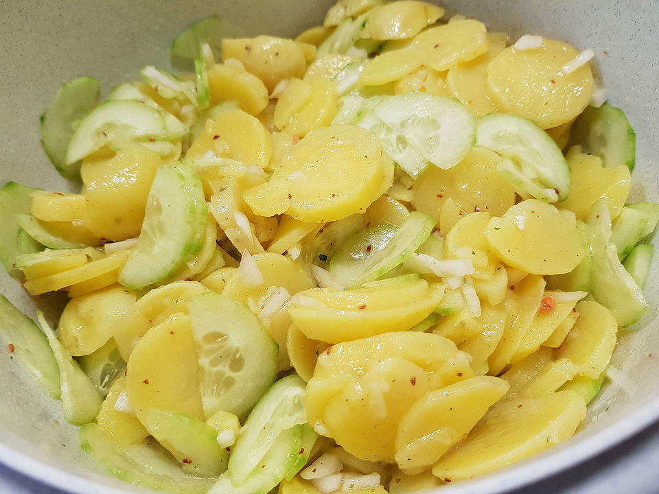 Kartoffel-Gurken-Salat von cat-the-rina | Chefkoch