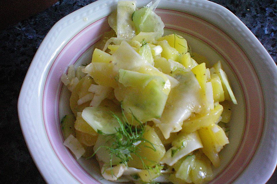 Kartoffel-Gurken-Salat