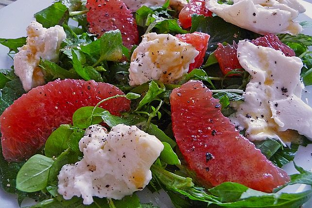 Wildkräutersalat mit Grapefruit von cat-the-rina| Chefkoch