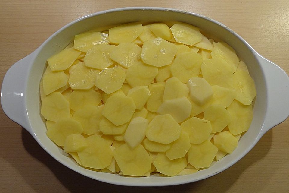 Kartoffel-Steckrüben-Gratin