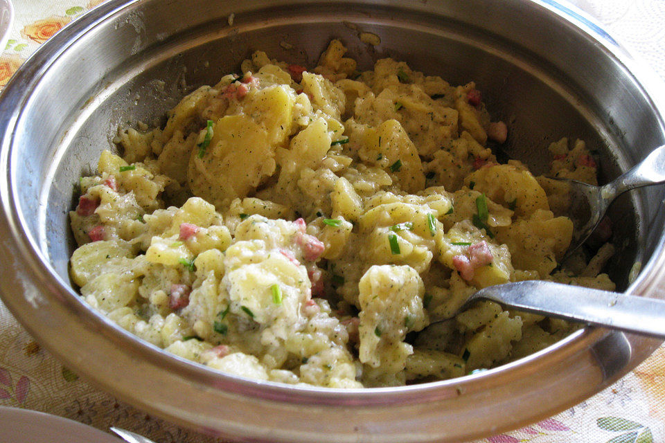 Kartoffelsalat mit Speck