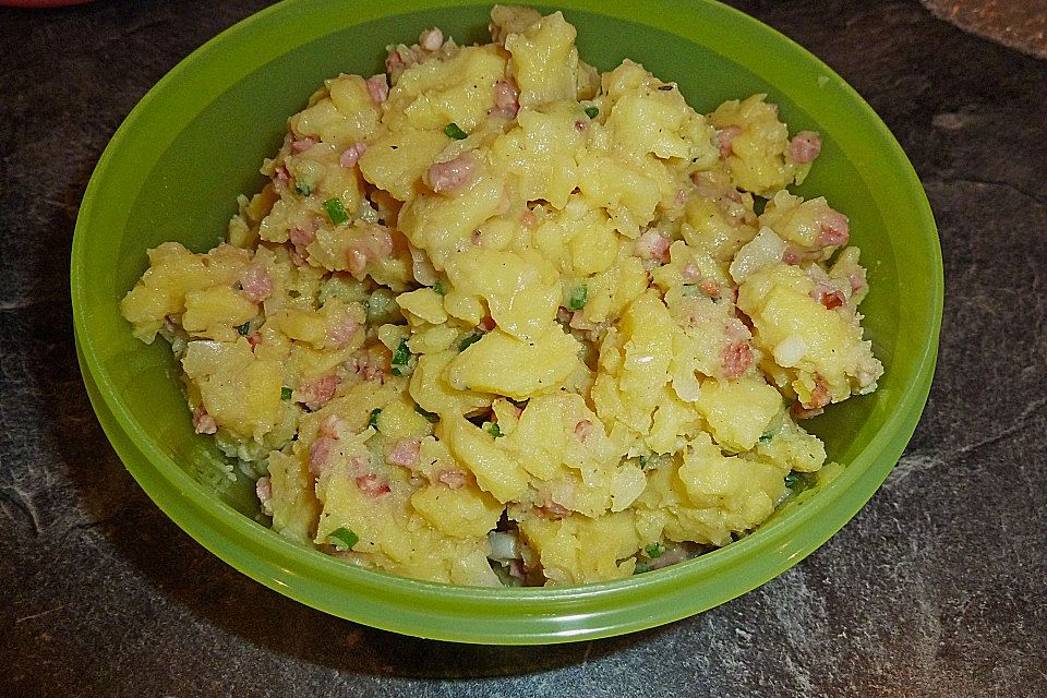 Kartoffelsalat mit Speck