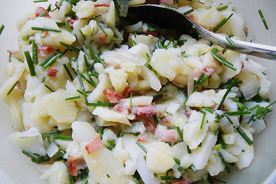 Kartoffelsalat mit Speck