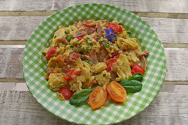 Rührei mit Tomaten, Schinken, Käse und Chili von IsilyaFingolin | Chefkoch