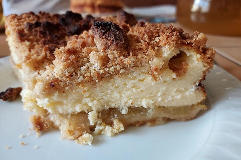 Kathrins kleiner Apfelmus-Käse-Streuselkuchen