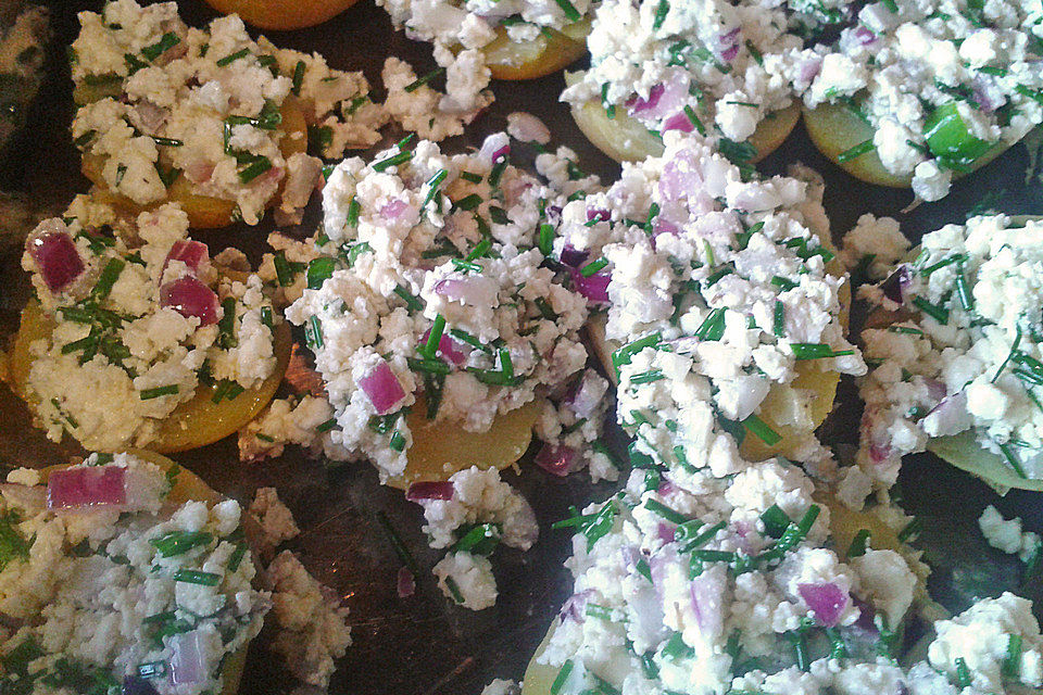 Überbackene Kartoffeln mit Feta