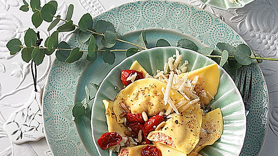 Ravioli, gefüllt mit Ricotta und Ziegenfrischkäse von noodle234