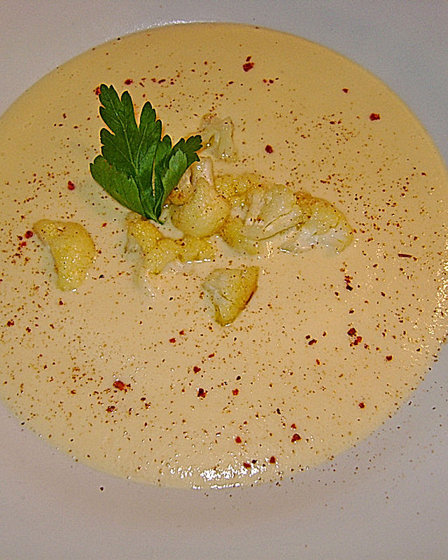 Käseschaumsuppe mit karamellisiertem Blumenkohl