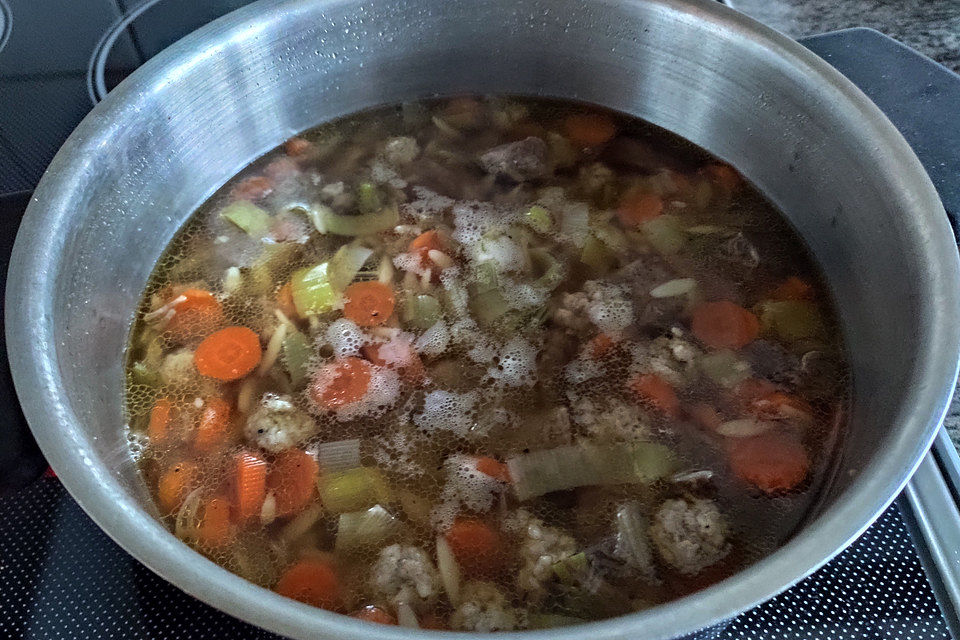 Rindersuppe