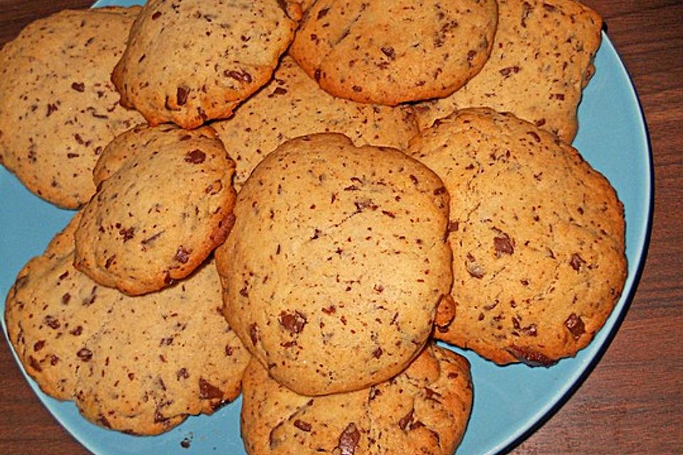 Triple Chocolate Chip Cookies