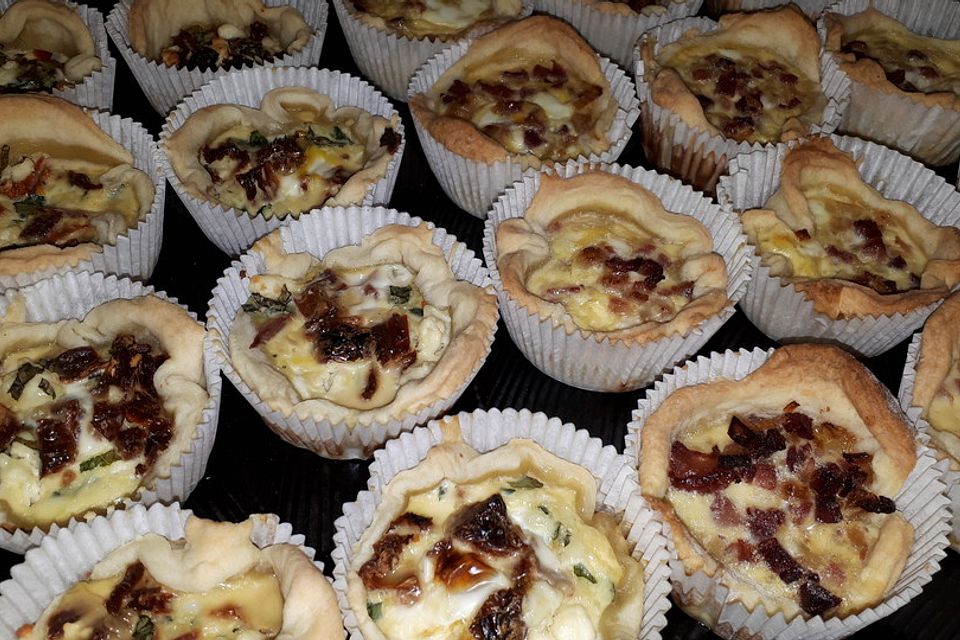 Fingerfood-Quiches in 2 Variationen