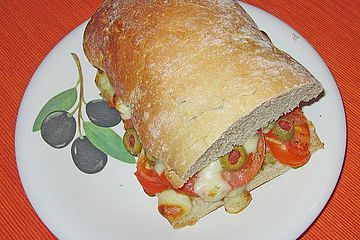 Oliven-Panini mit Mozzarella